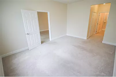 7936 Limestone Lane #7936, Sarasota, FL 34233 - Photo 8