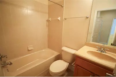 7936 Limestone Lane #7936, Sarasota, FL 34233 - Photo 12