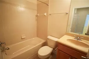 7936 Limestone Ln, Sarasota, FL 34233 - Photo 12