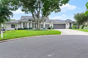 500 Venice Ln, Sarasota, FL 34242 - Photo 1