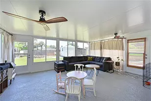5812 2nd Ave Dr NW, Bradenton, FL 34209 - Photo 10