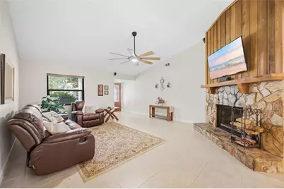 2328 Spring Oaks Circle, Sarasota, FL 34234 - Photo 8