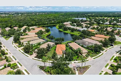 7159 Westhill Court, Lakewood Ranch, FL 34202 - Photo 1