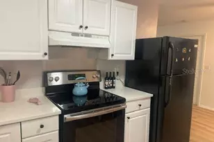 2229 Montclair Dr, Sarasota, FL 34231 - Photo 12