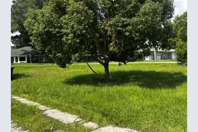 923 W Lake Cannon Drive NW, Winter Haven, FL 33881 - Photo 2