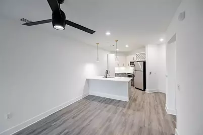 1420 Lakefront Drive #7410, Sarasota, FL 34240 - Photo 12