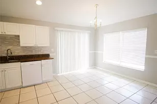 5454 Kensington St, Sarasota, FL 34232 - Photo 6