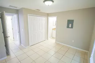 5454 Kensington St, Sarasota, FL 34232 - Photo 10