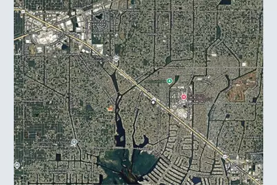 574 Spruce Street NW, Port Charlotte, FL 33952 - Photo 4