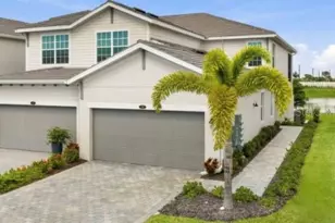 12640 Radiance Ct, Venice, FL 34293 - Photo 2