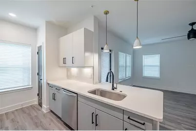 1420 Lakefront Drive #6411, Sarasota, FL 34240 - Photo 6