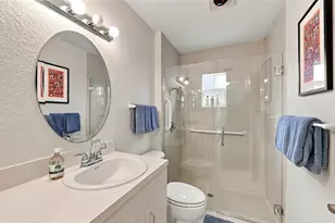 516 Howard Ct, Sarasota, FL 34236 - Photo 16