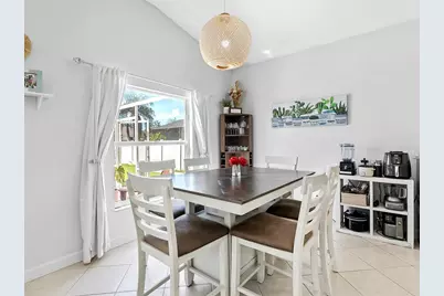 4006 2nd Avenue E, Bradenton, FL 34208 - Photo 8