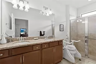 19241 Serafina St, Venice, FL 34293 - Photo 10