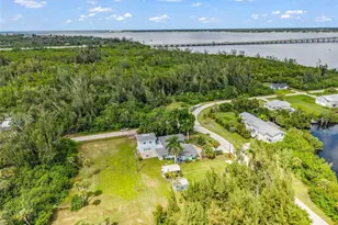 3407 Island View Dr, Punta Gorda, FL 33950 - Photo 72