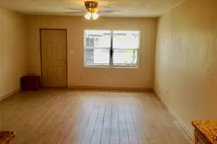 1816 6th St, Sarasota, FL 34236 - Photo 4