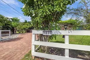 1831 Bayshore Dr, Terra Ceia, FL 34250 - Photo 52