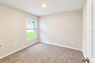 10650 Hidden Banks Gln, Parrish, FL 34219 - Photo 12