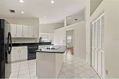 5816 Beaurivage Avenue, Sarasota, FL 34243 - Photo 14