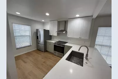 2132 Jo An Drive, Sarasota, FL 34231 - Photo 4