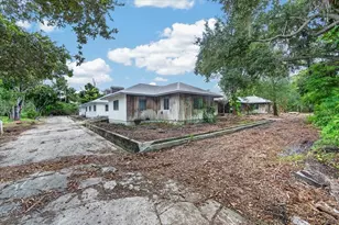 2140 Desoto Rd, Sarasota, FL 34234 - Photo 42
