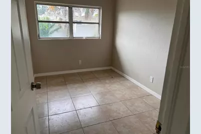 3633 Roxane Boulevard, Sarasota, FL 34235 - Photo 6