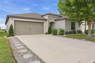 1423 Golden Glow Dr, Ruskin, FL 33570 - Photo 4