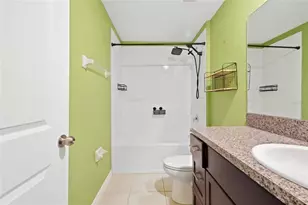 1423 Golden Glow Dr, Ruskin, FL 33570 - Photo 54