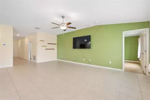 1423 Golden Glow Dr, Ruskin, FL 33570 - Photo 14