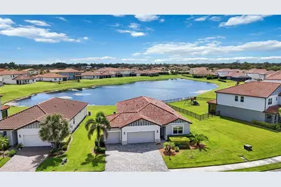 13723 Green Hammock Place, Lakewood Ranch, FL 34211 - Photo 44
