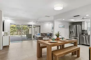 3137 Campbell St, Sarasota, FL 34231 - Photo 10