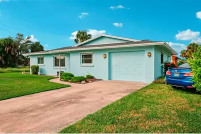 2210 Gentian Road, Venice, FL 34293 - Photo 2