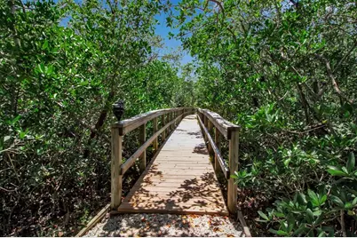 521 Forest Way, Longboat Key, FL 34228 - Photo 40