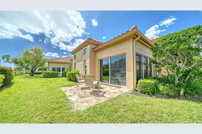 4060 Jardin Lane, Sarasota, FL 34238 - Photo 14