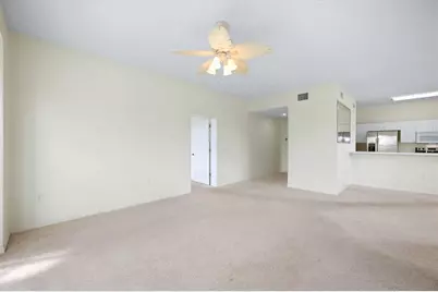 5056 Oak Run Drive, Sarasota, FL 34243 - Photo 10