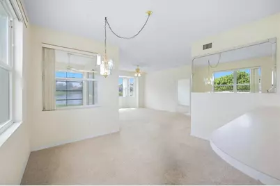 5056 Oak Run Drive, Sarasota, FL 34243 - Photo 8