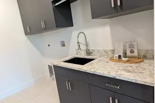 2110 Michele Dr, Sarasota, FL 34231 - Photo 30
