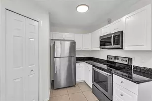 11779 Shirburn Cir, Parrish, FL 34219 - Photo 12