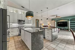 127 Mill Run E, Bradenton, FL 34212 - Photo 12