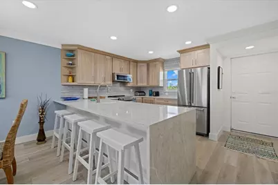 9393 Midnight Pass Road #302, Sarasota, FL 34242 - Photo 6