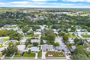 2921 Wood St, Sarasota, FL 34237 - Photo 44