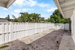 2921 Wood St, Sarasota, FL 34237 - Photo 38