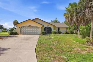 3280 Siesta Dr, Venice, FL 34293 - Photo 1