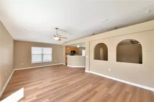 10919 Banyan Wood Way, Riverview, FL 33579 - Photo 18