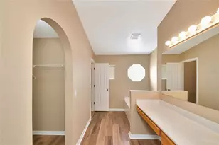 10919 Banyan Wood Way, Riverview, FL 33579 - Photo 10