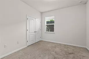 2924 Oriole Dr, Sarasota, FL 34243 - Photo 24