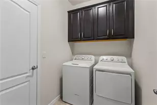 2924 Oriole Dr, Sarasota, FL 34243 - Photo 26
