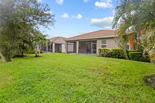 2924 Oriole Dr, Sarasota, FL 34243 - Photo 30