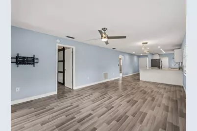 7113 Bright Creek Drive #100, Sarasota, FL 34231 - Photo 10
