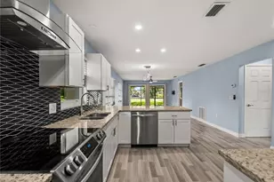 7113 Bright Creek Dr, Sarasota, FL 34231 - Photo 20
